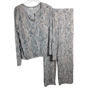 4956) Van Winkle & Co Cozy Pastel  Snake Print Pajama Set Large